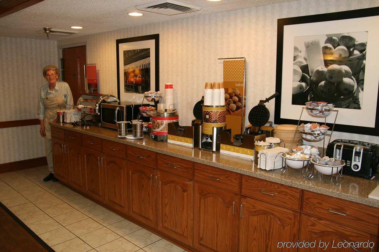 Hampton Inn Springfield-South Restaurant photo